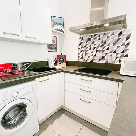 Apartment #g3 The Authentic T2 Downtown Balcony Tramway Grenoble