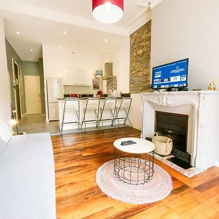 Apartment #g3 The Authentic T2 Downtown Balcony Tramway Grenoble
