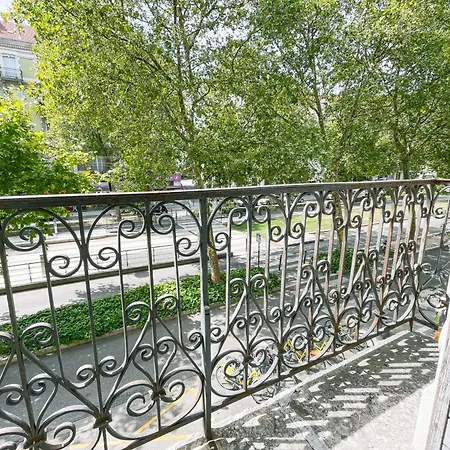 Apartment #g3 The Authentic T2 Downtown Balcony Tramway *