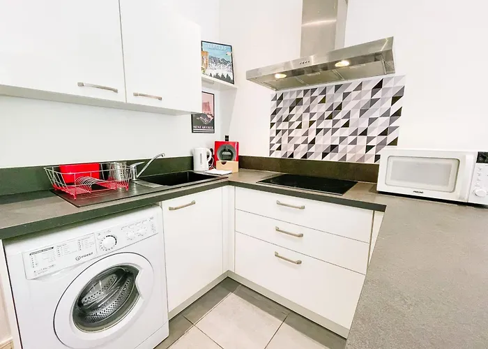 Apartment #g3 The Authentic T2 Downtown Balcony Tramway Grenoble